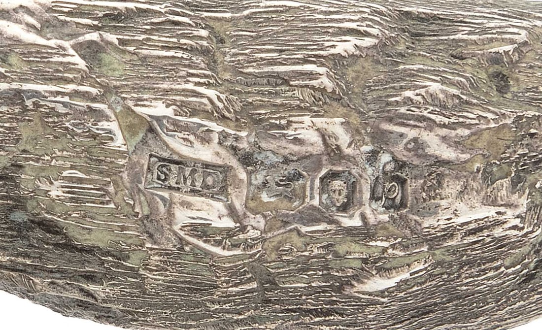 AN ELIZABETH II SILVER NOVELTY PEPPERETTE - 2