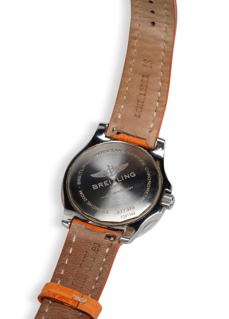 A BREITLING SUPEROCEAN 36 AUTOMATIC STRAP WATCH - 4