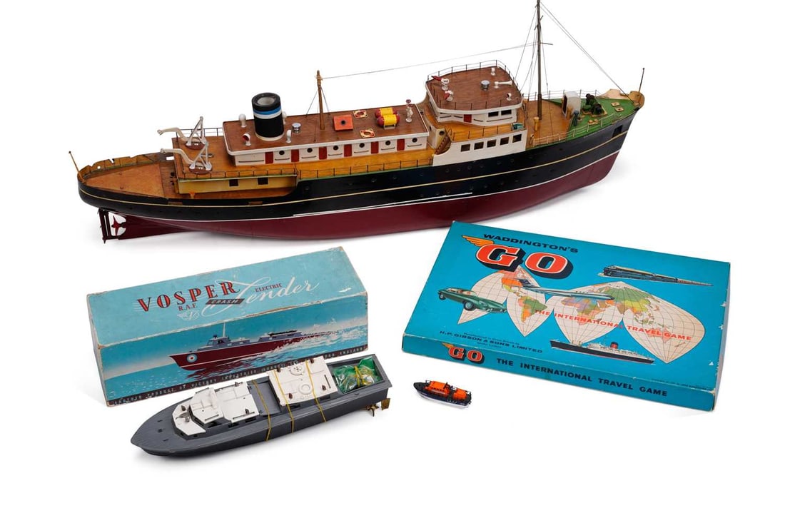 A SCRATCH BUILT MODEL OF THE LIVERPOOL PILOT SHIP 'SIR THOMAS BROCKLEBANK' 20TH CENTURY - 2