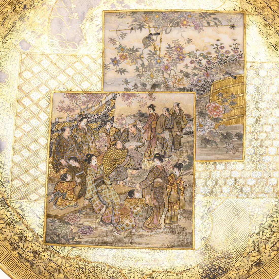 A JAPANESE SATSUMA EARTHENWARE PLATE KINKOZAN, CIRCA 1900 - 2