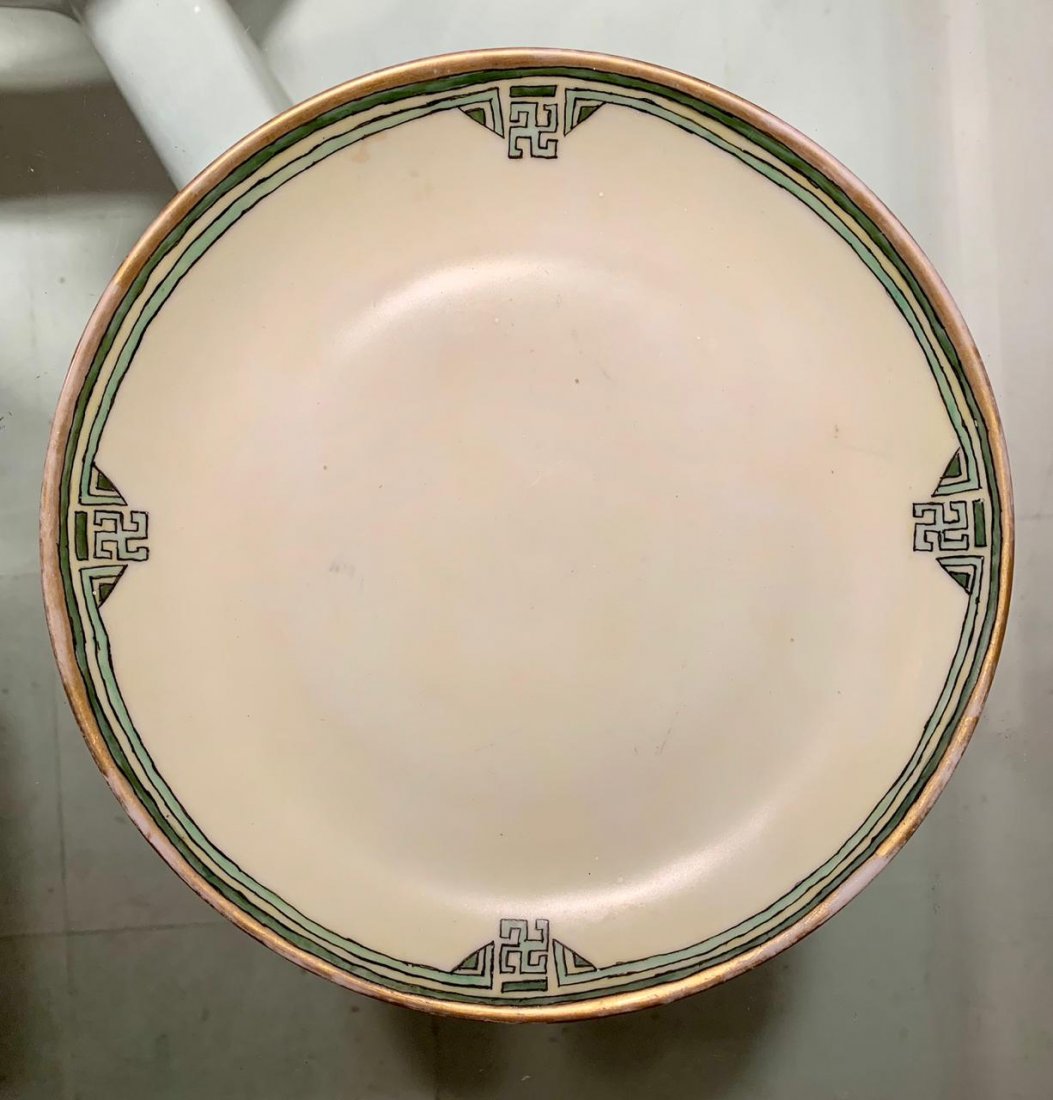WW II Nazi DISH / Plate Ceremonial gold edge: Old Nazi dish, it is the only one that has been held for 50 years by the owner who was Count SARTORIUS, possibly people related to Hitler and his escape to Argentina.***The measurements are of 21. 3 C