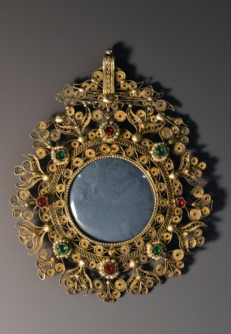 A 19th century Continental gilt-metal filigree (1 of 1)
