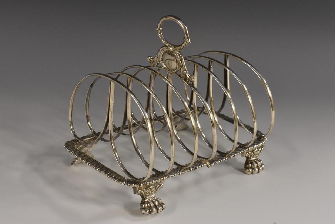 A George IV silver seven bar toast rack, acanthus (1 of 1)