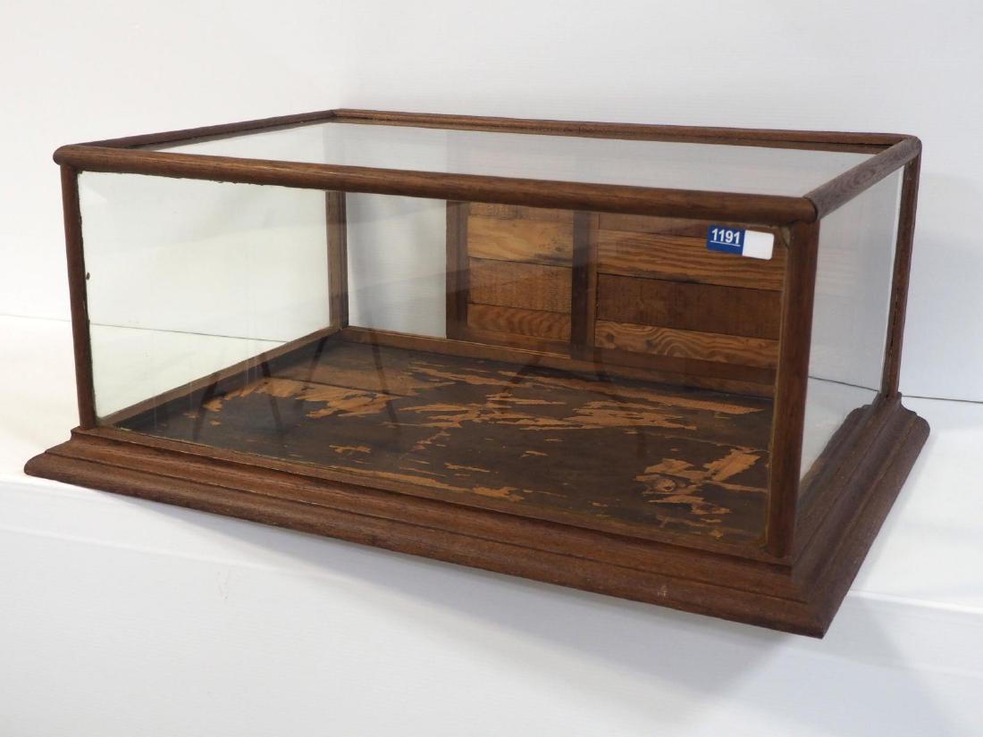 Country store countertop display case: 36"x27"x17" country store countertop oak & glass display case - WILL NOT IN-HOUSE SHIP