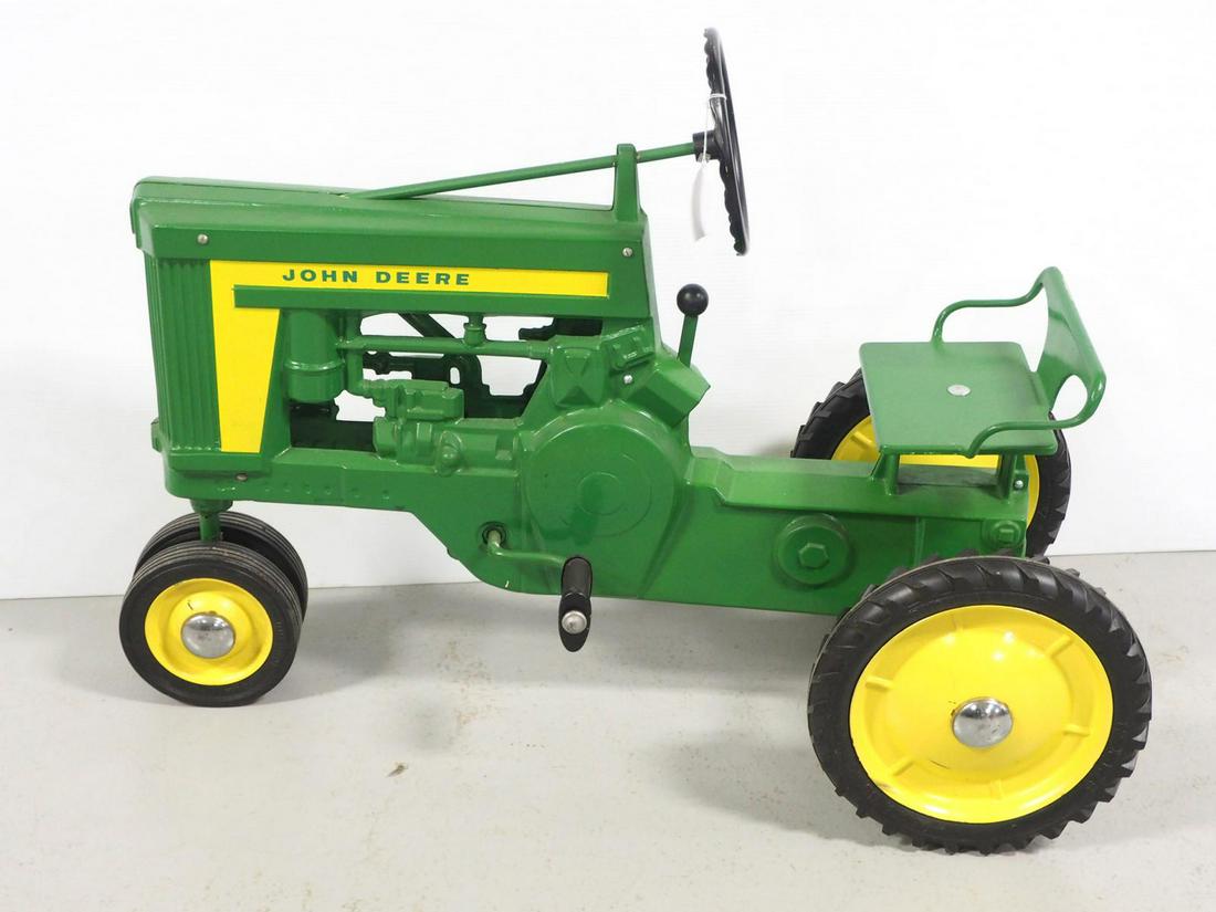 Eska john hotsell deere pedal tractor