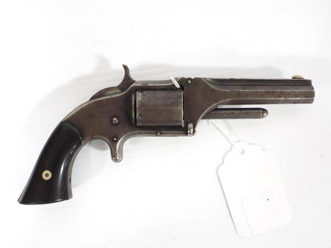 Smith & Wesson .32 cal. 1½ handgun: Smith & Wesson Model .32 cal. 1½ revolver, first issue, serial #1918 -Good