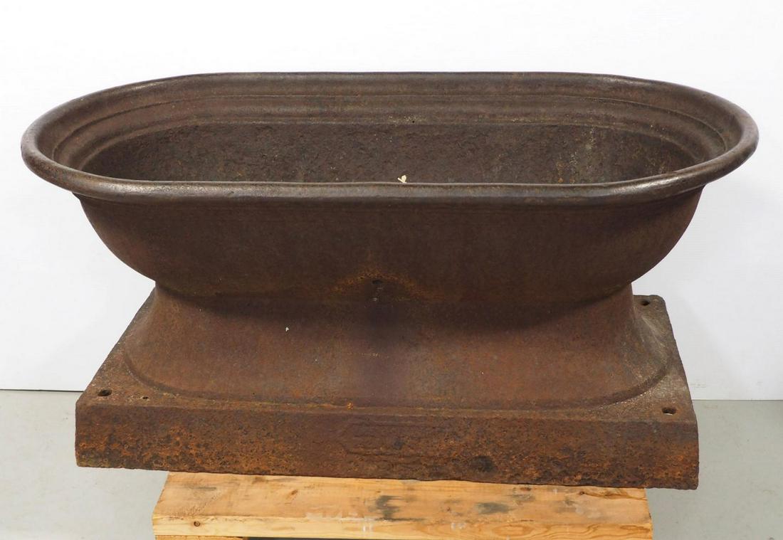 Town Square horse water trough: Cast iron Town Square horse water trough -WILL NOT SHIP