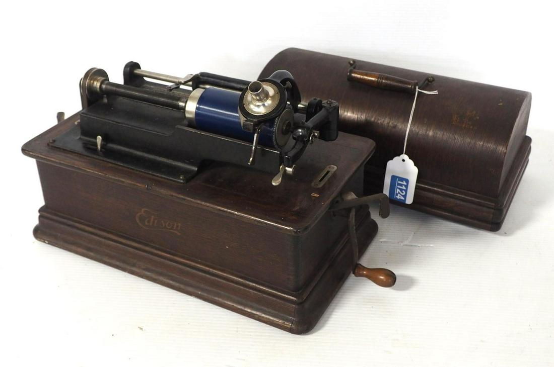 Hand-crank Edison Home Phonograph (1 of 5)