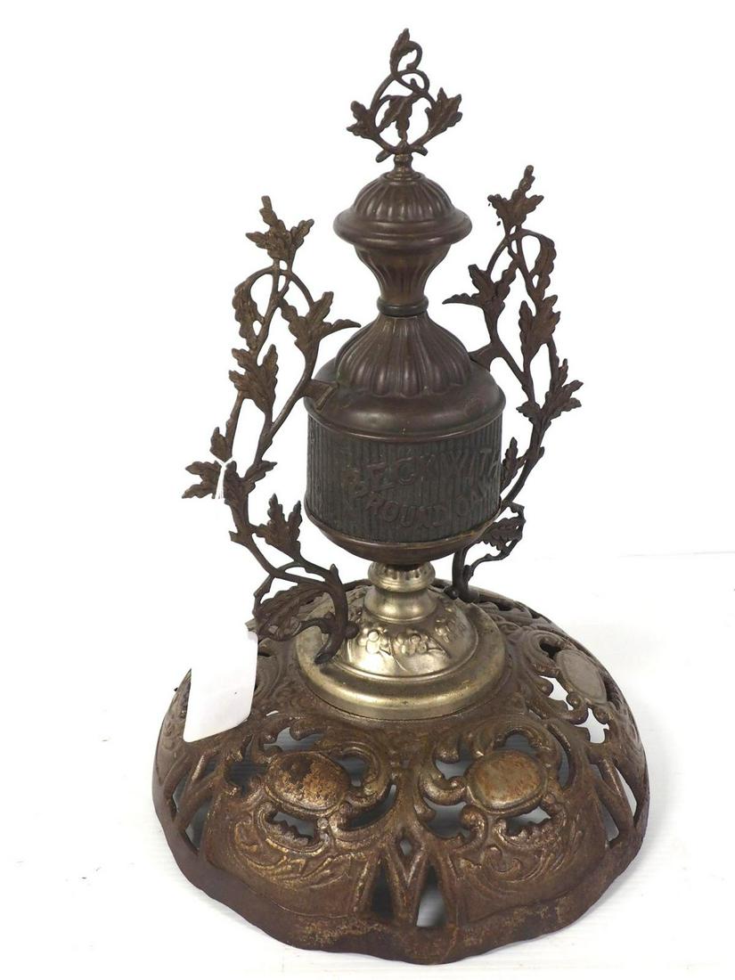 Beckwith Round Oak stove top: Very fancy Beckwith Round Oak stove top