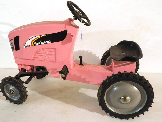 New Holland Tc33da Pink Pedal Tractor