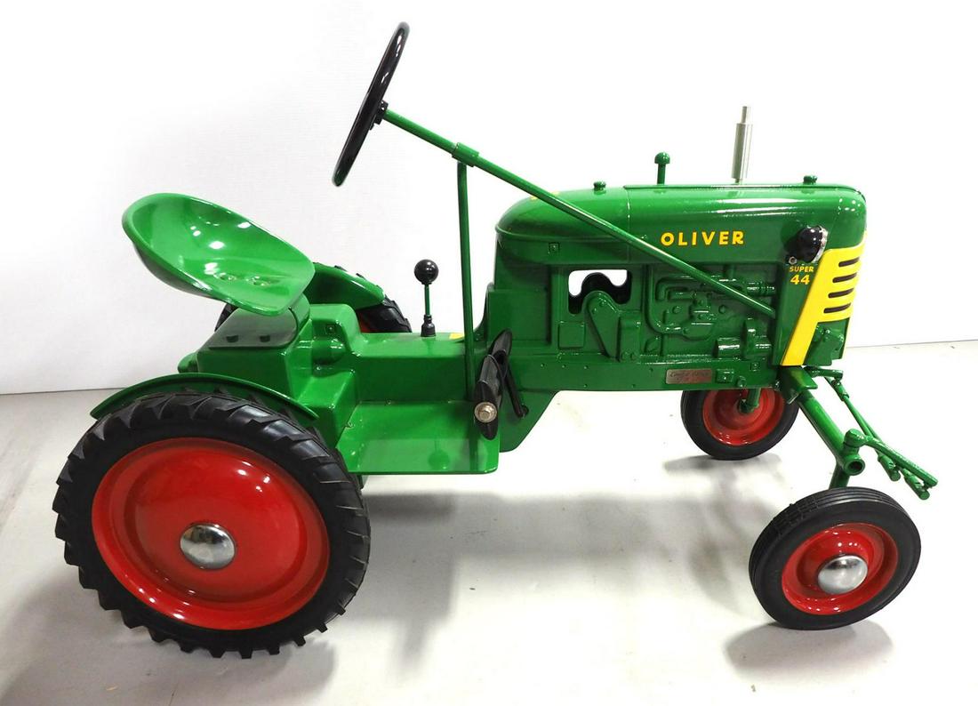 oliver 88 pedal tractor