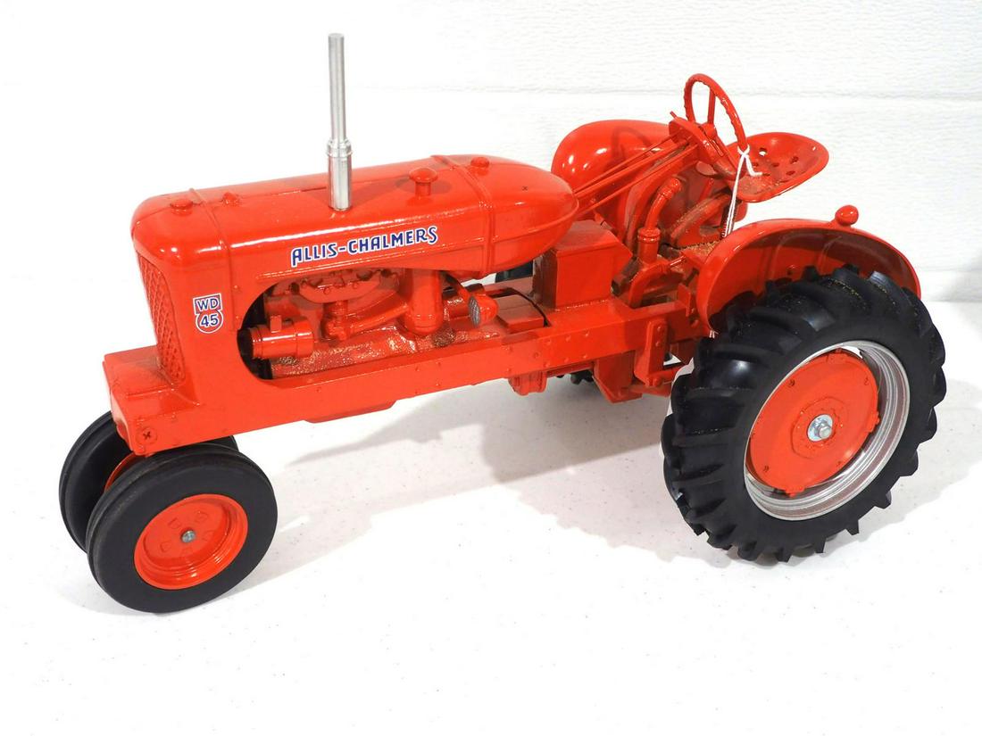 Allis Chalmers WD-45 Tractor (1 of 2)