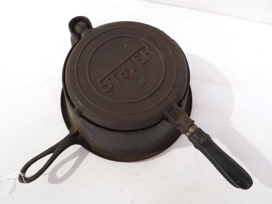 Stover #8 waffle iron (1 of 2)