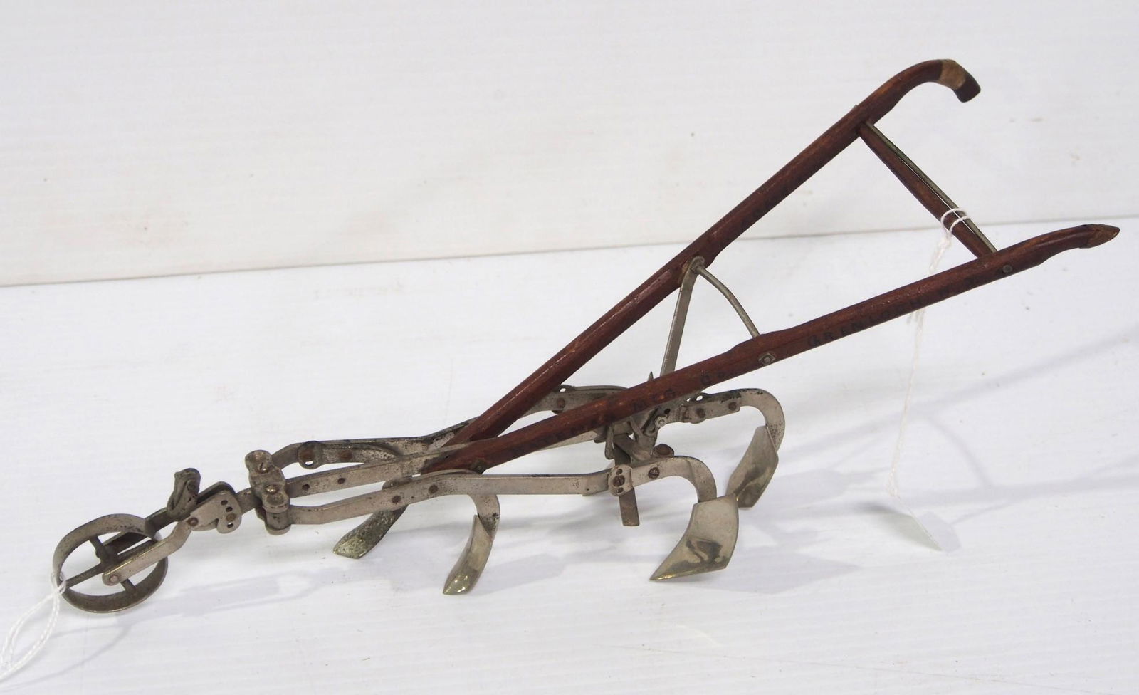 Salesman sample 1-horse Bateman cultivator (1 of 2)
