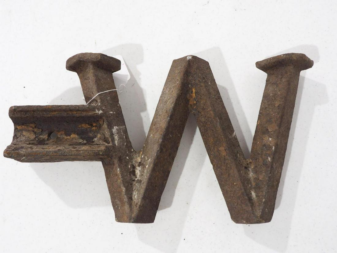 "W" windmill weight (1 of 2)