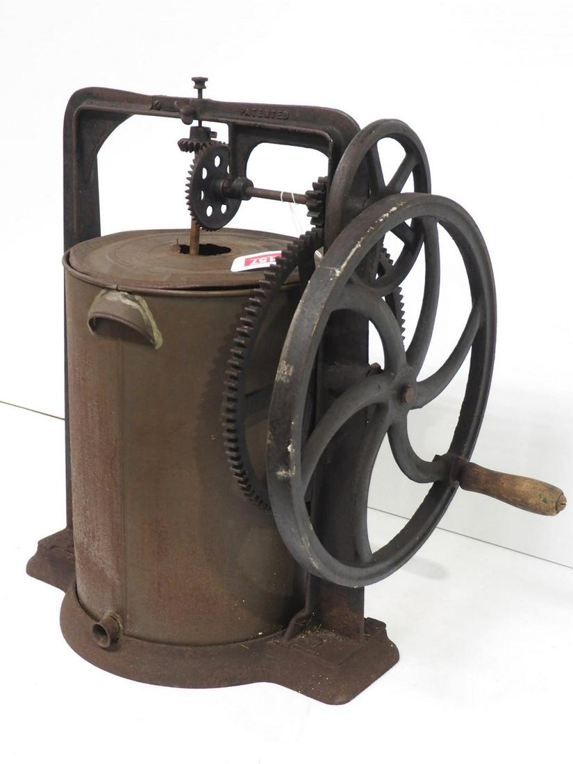 Chicago Foundry churn: Chicago Foundry hand-crank churn