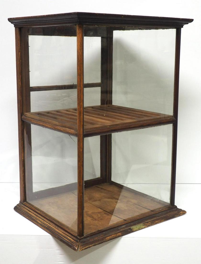 Countertop showcase with brass tag for H. Pauk & Sons (1 of 4)