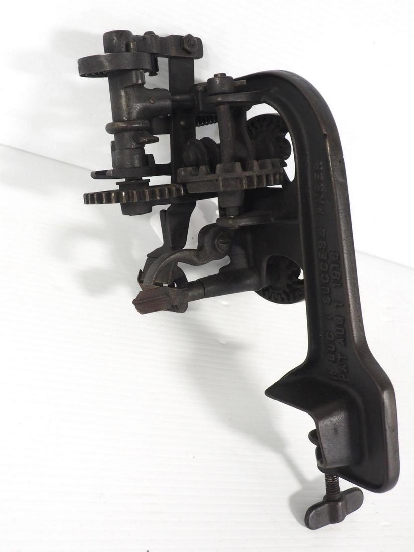 R. Buchi Success apple parer: R. Buchi Success hand-crank apple parer