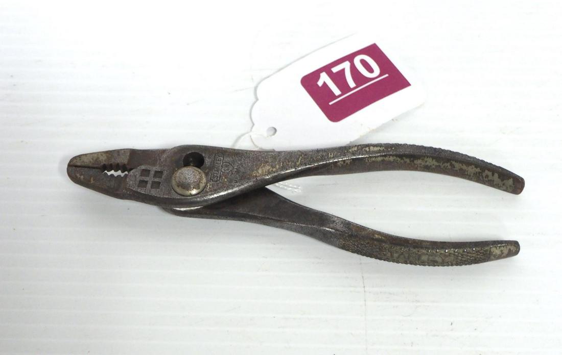 Stanley Four Square Pliers (1 of 3)