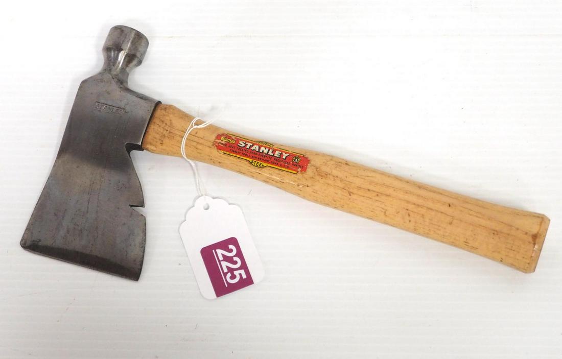 Stanley No. 11½ Hatchet/Hammer (1 of 2)