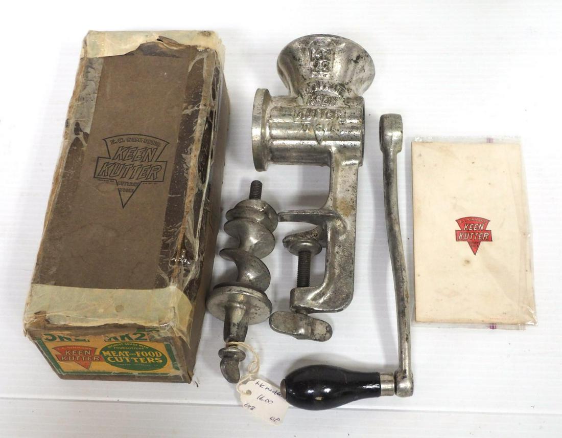 Keen Kutter No. 22 Meat Grinder (1 of 2)