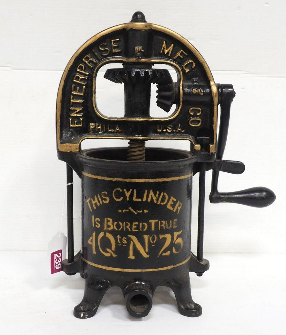 Enterprise No. 25 4-quart stuffer (1 of 1)