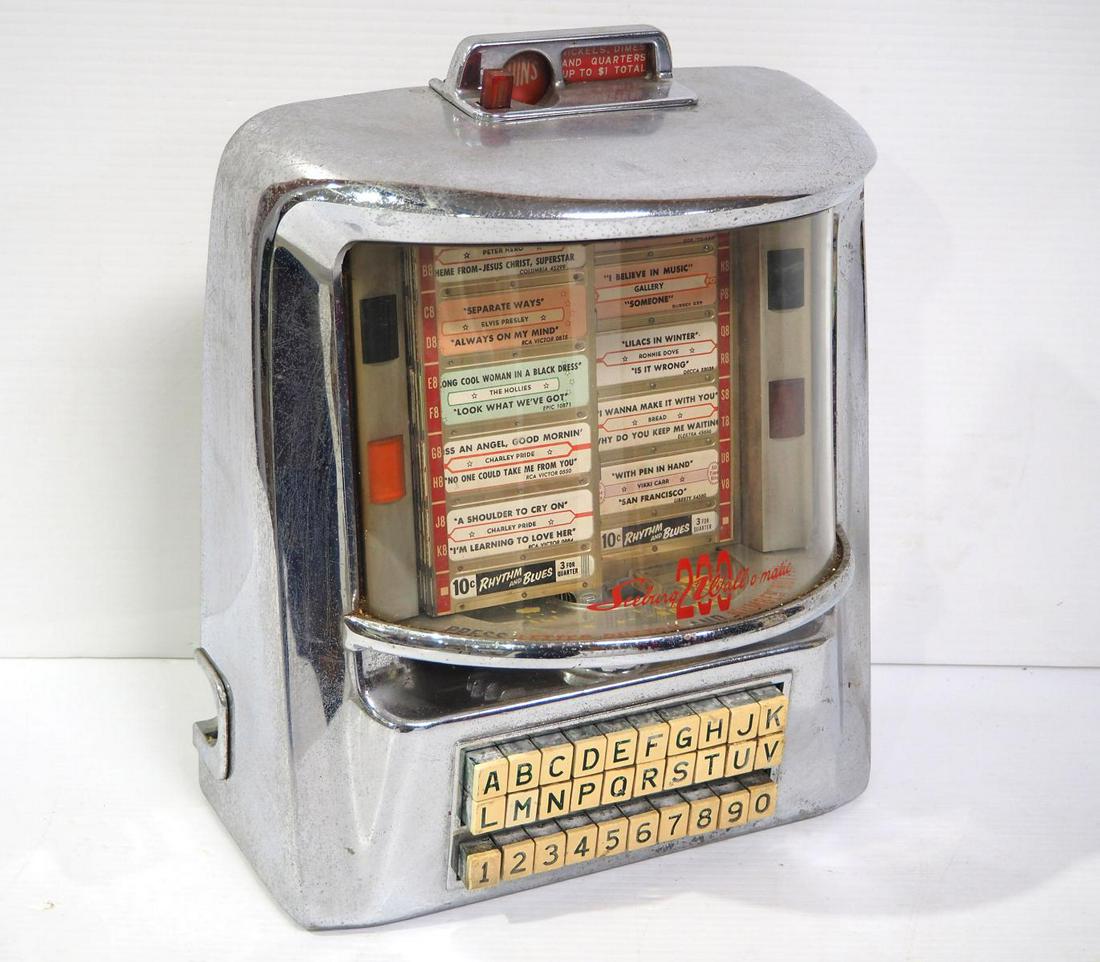 Seeburg 200 Wall-O-Matic juke box (1 of 3)