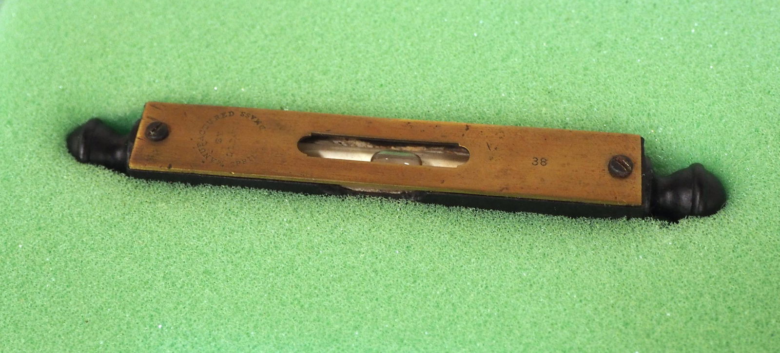 L.L. Davis No.38 Pocket Level with finials (1 of 1)