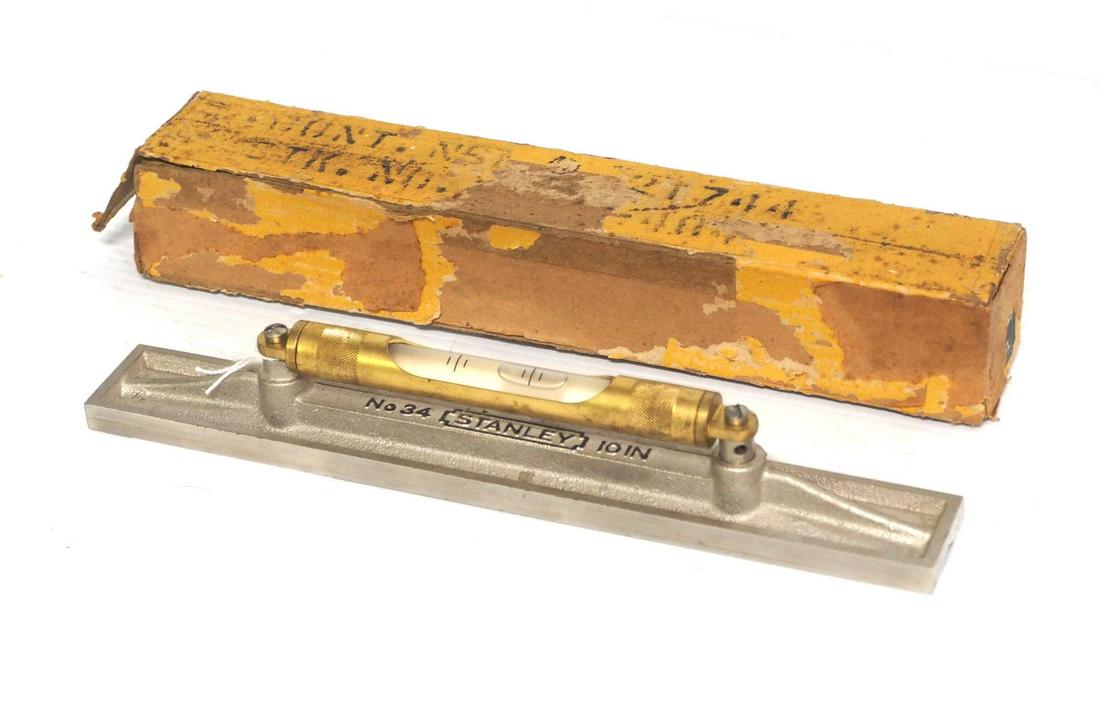 Stanley No.34 10" Level: Stanley No.34 10" Level with rough box