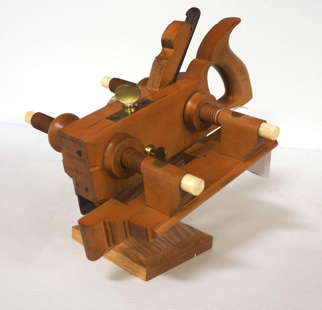 Sundusky Tool Co. No.133 Plow Plane (1 of 2)