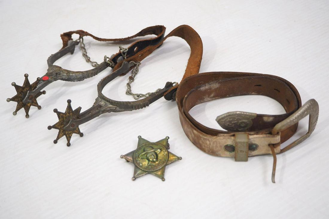 Hopalong Cassidy child's spurs, belt & badge: Hopalong Cassidy child's spurs, belt & badge