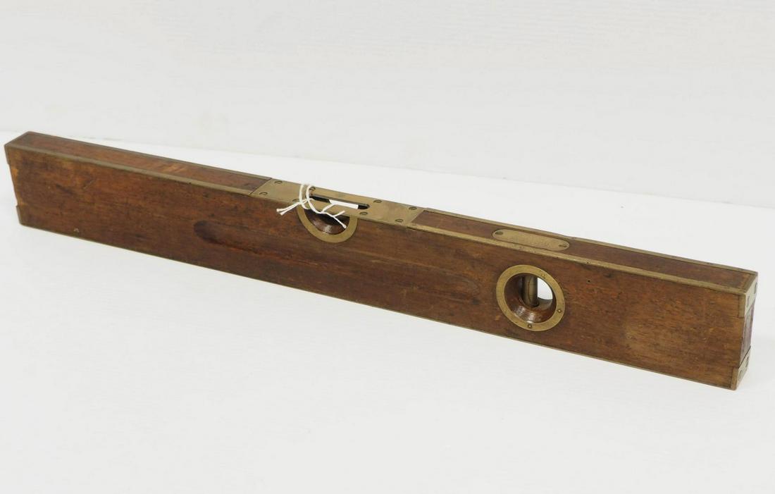 26"L Stanley No.95 Carpenter's Adj. Plumb & Level (1 of 3)