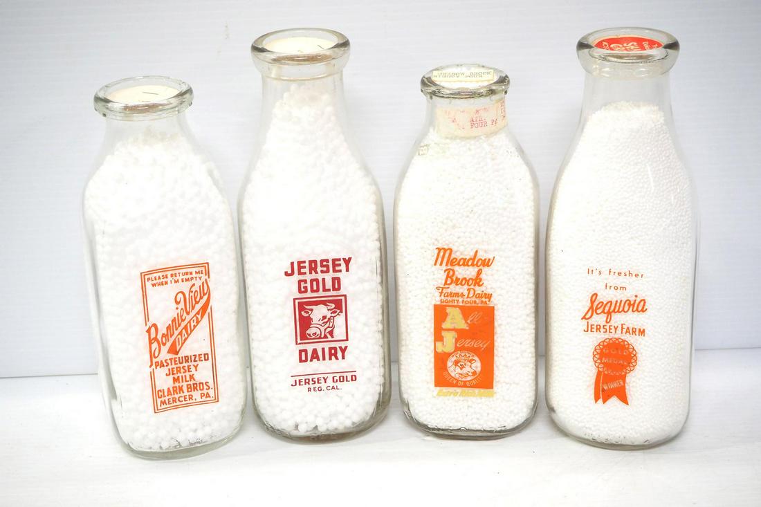 (4) 1-quart glass milk bottles (1 of 2)