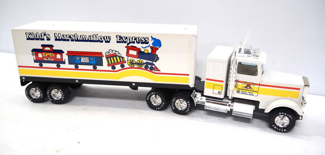 Nylint Kidds Marshmallows truck (1006) on Dec 18, 2021 Chupp