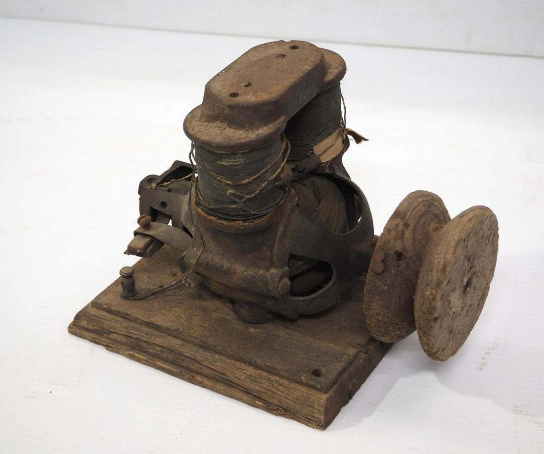 Very early electric motor (1 of 2)
