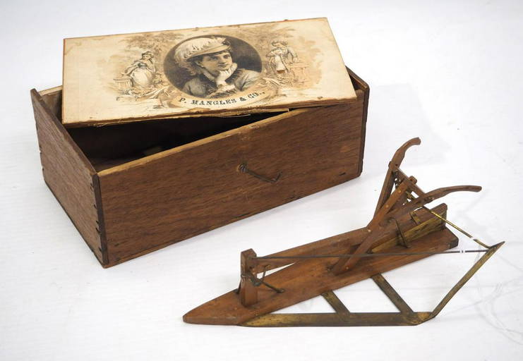 Salesman sample horsedrawn corn cutter Mar 11, 2022 Chupp Auctions