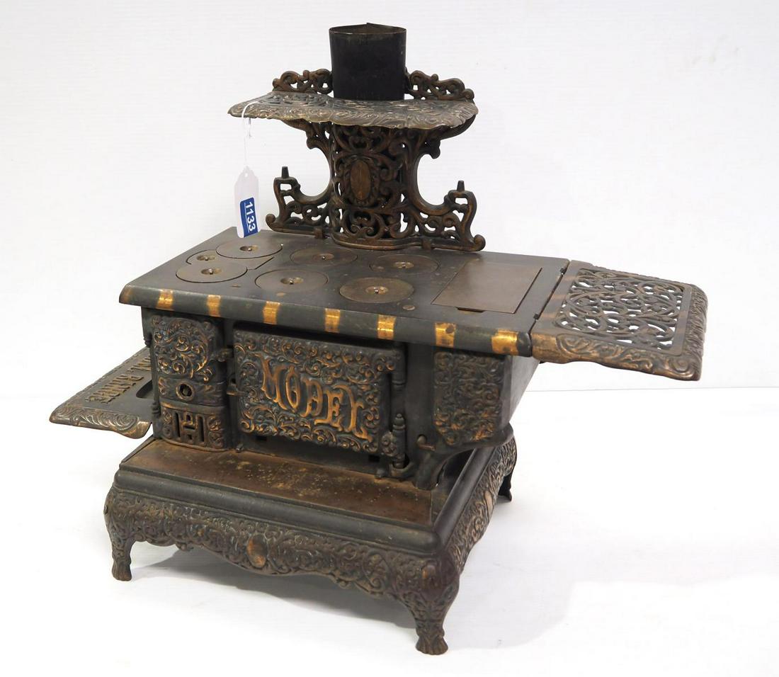 Salesman sample "Model" kitchen range (1 of 5)