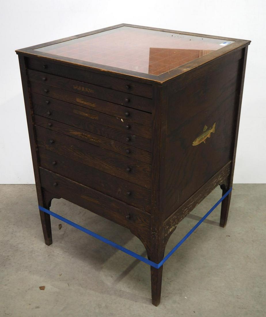 Weber LifeLike Fly Co. fish fly cabinet (1 of 6)