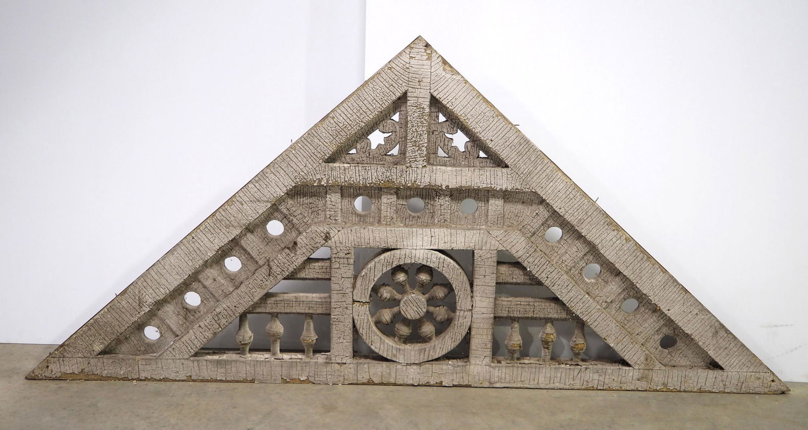 Early wooden architecture corner piece: 76"x35" early wooden architecture corner piece from a building -BUYER TO ARRANGE SHIPPING