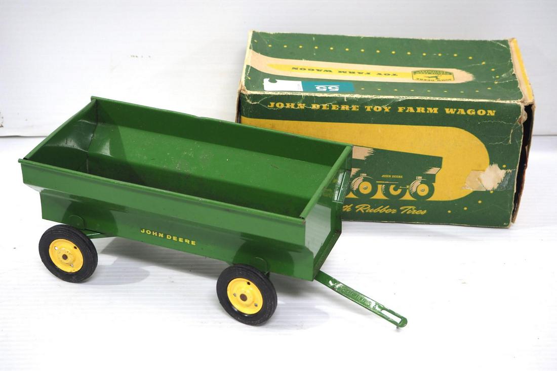 John Deere Farm Wagon (1 of 3)