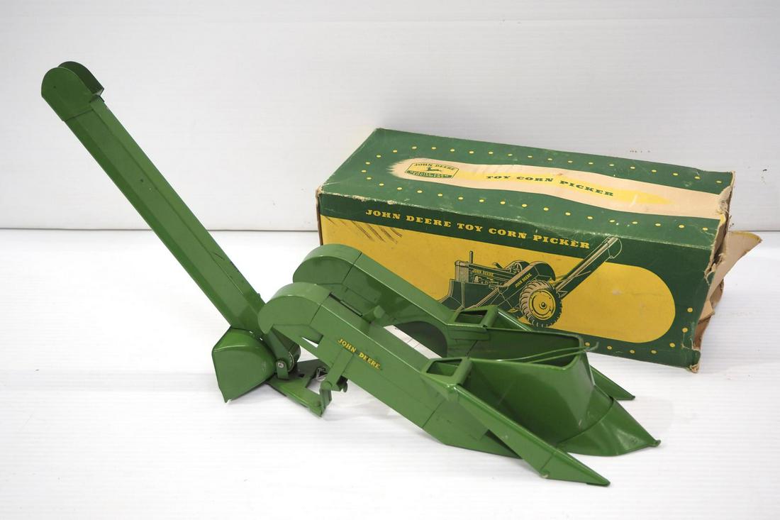 Eska John Deere 2-Row Mounted Corn Picker (1 of 3)