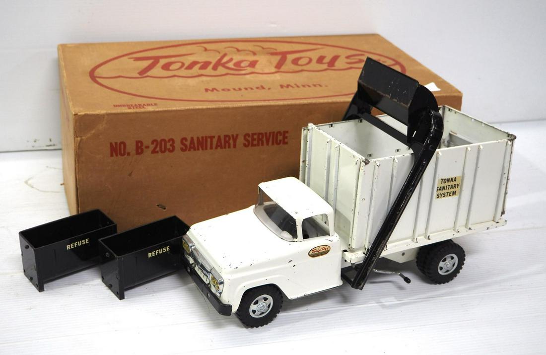 Tonka #B-203 Sanitary Service Truck Set (1 of 6)