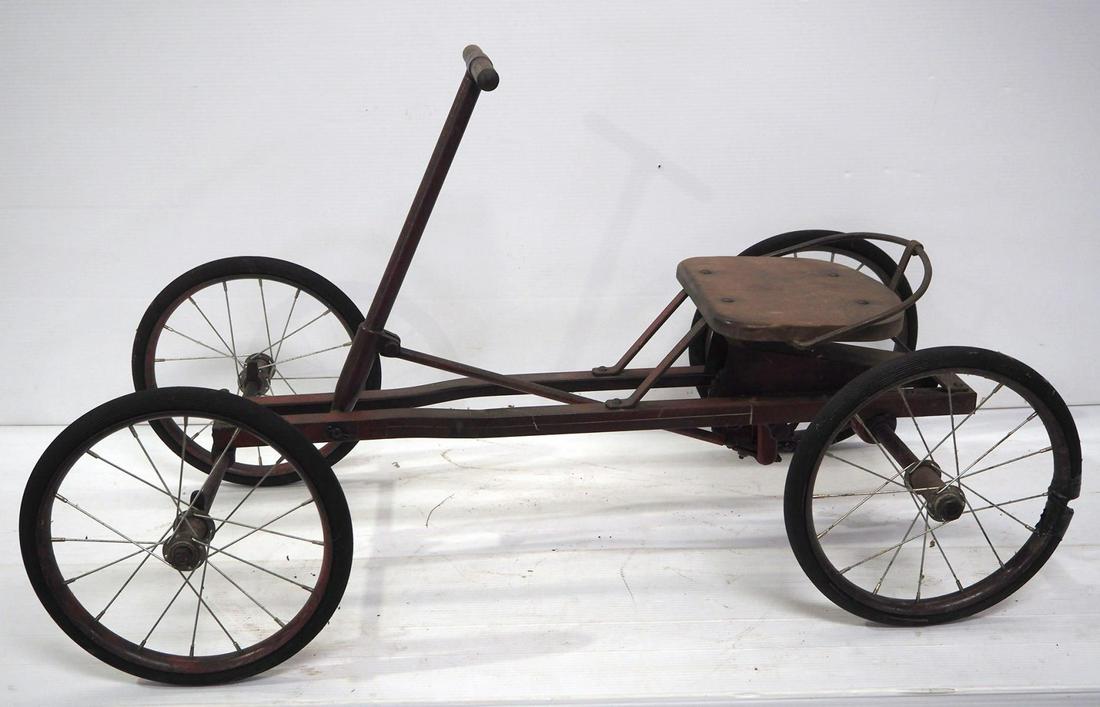 Hand-powered foot-steered 4-wheeler (1 of 5)