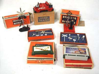 (7) Lionel train accessory pieces