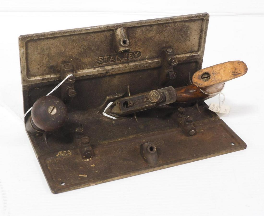 Stanley No.57 Core Box Plane (1 of 3)