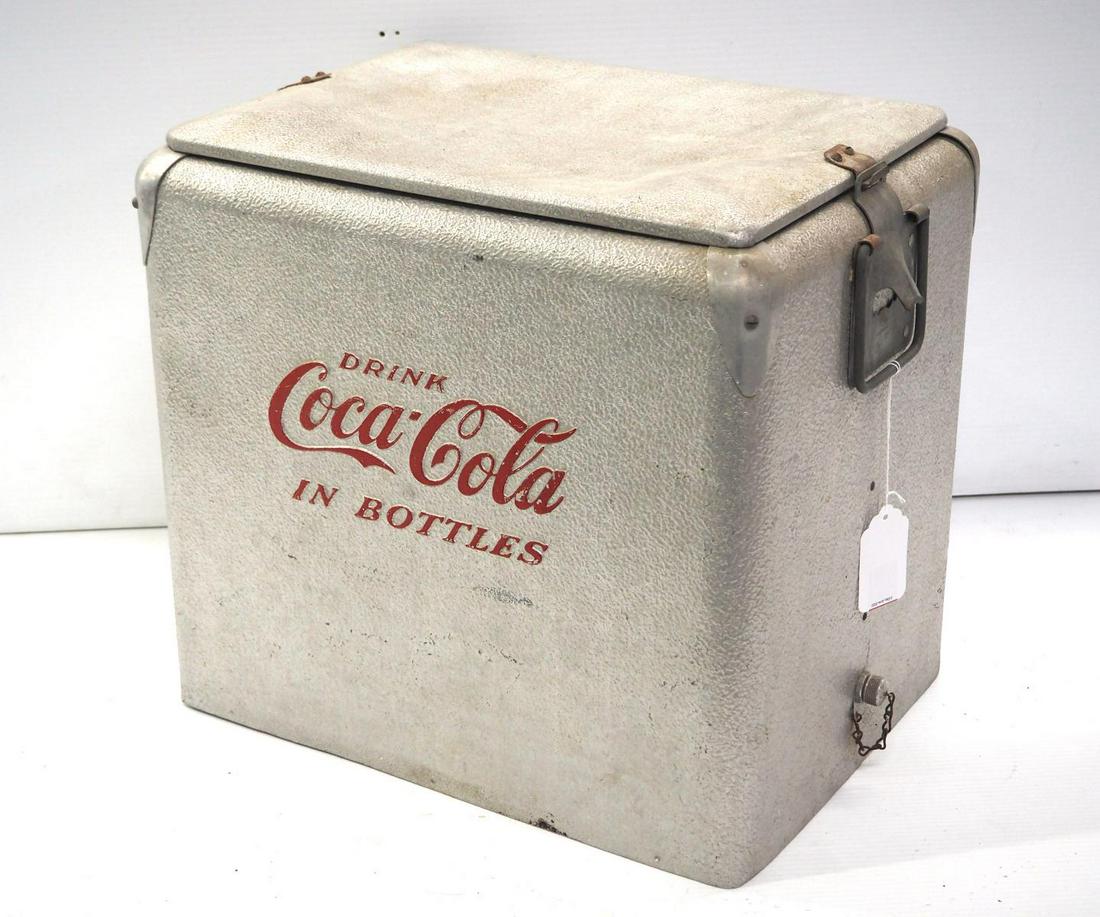 Aluminum Coca Cola cooler (1 of 4)