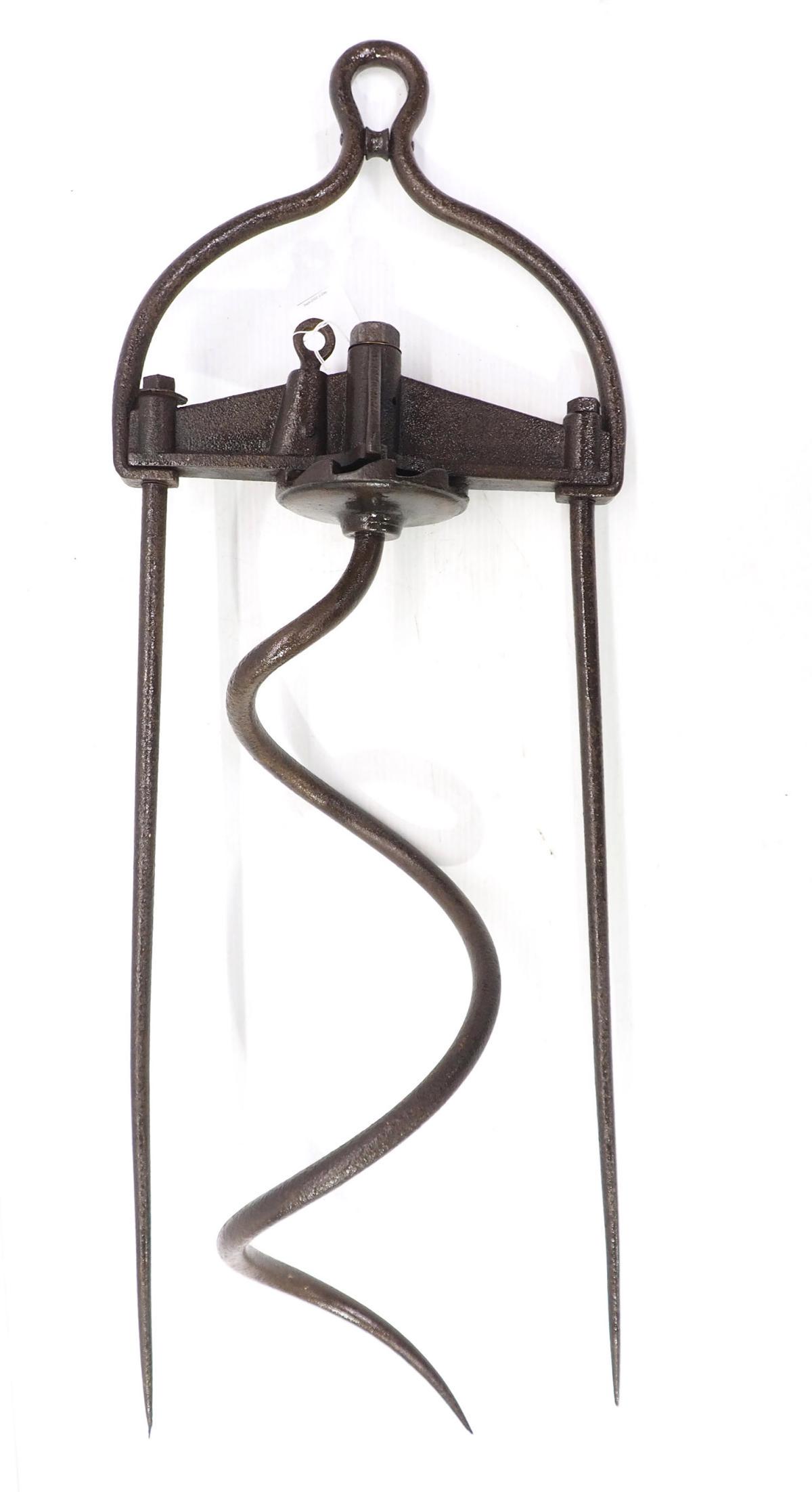 Corkscrew hay fork (1 of 3)