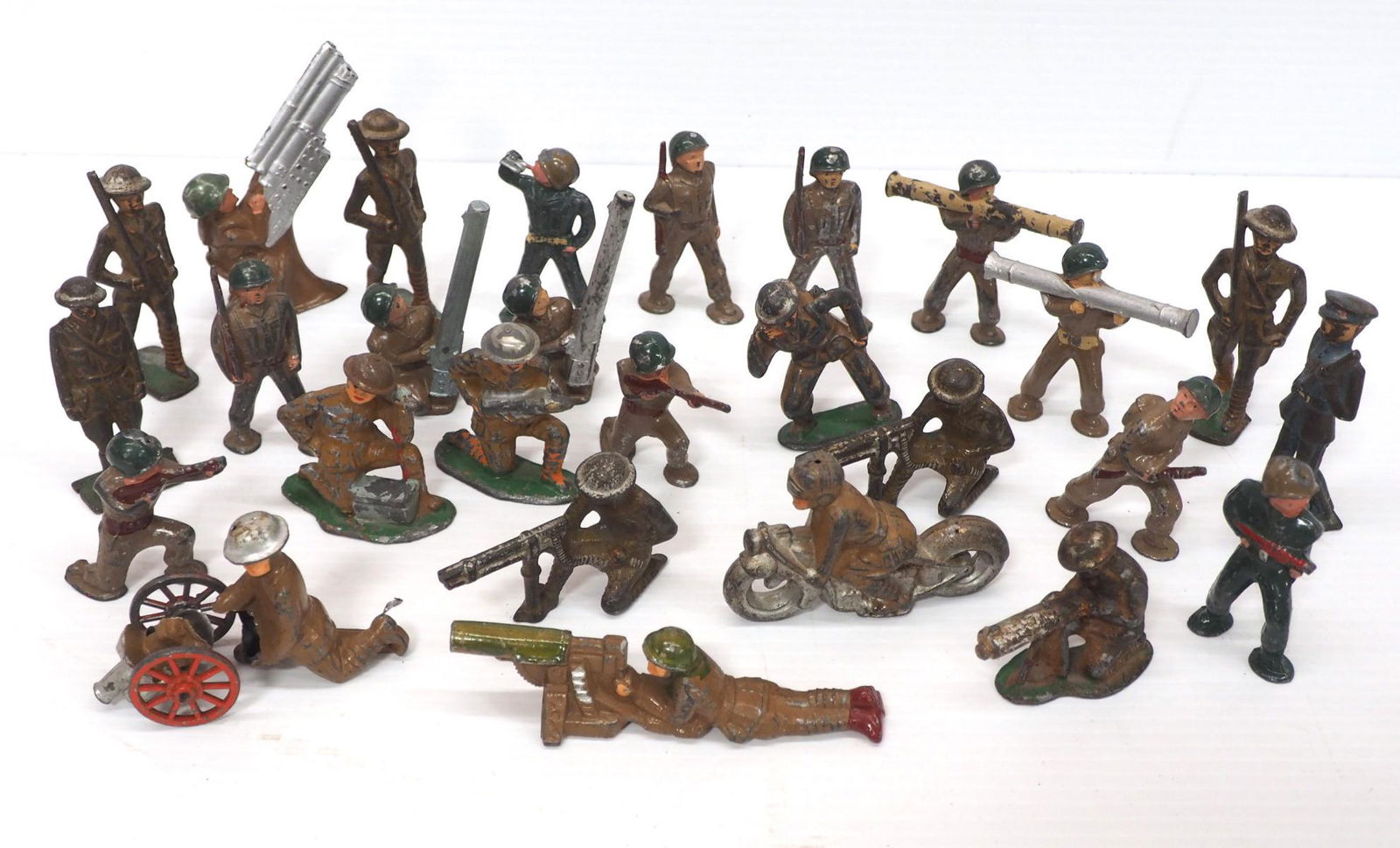 (29) Barclay & Manoil Soldiers (1 of 6)