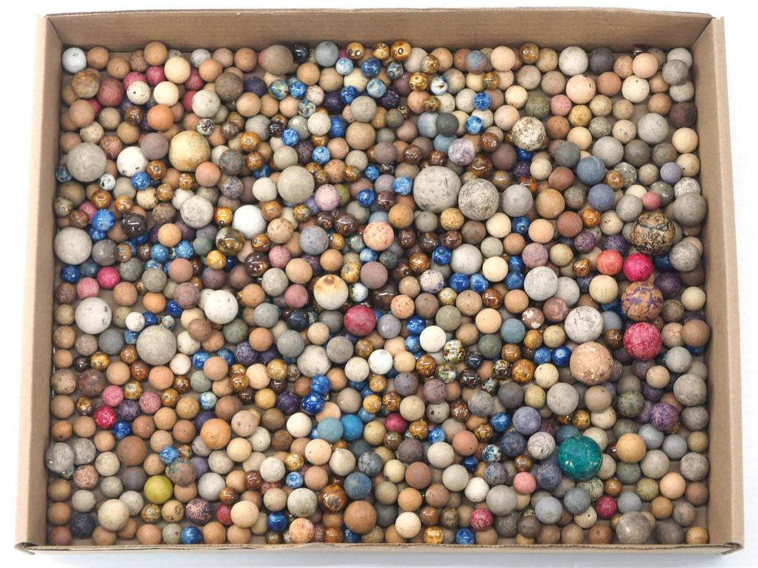(400+) Marbles: (400+) Marbles including Benningtons and clay marbles of various colors and sizes!!!