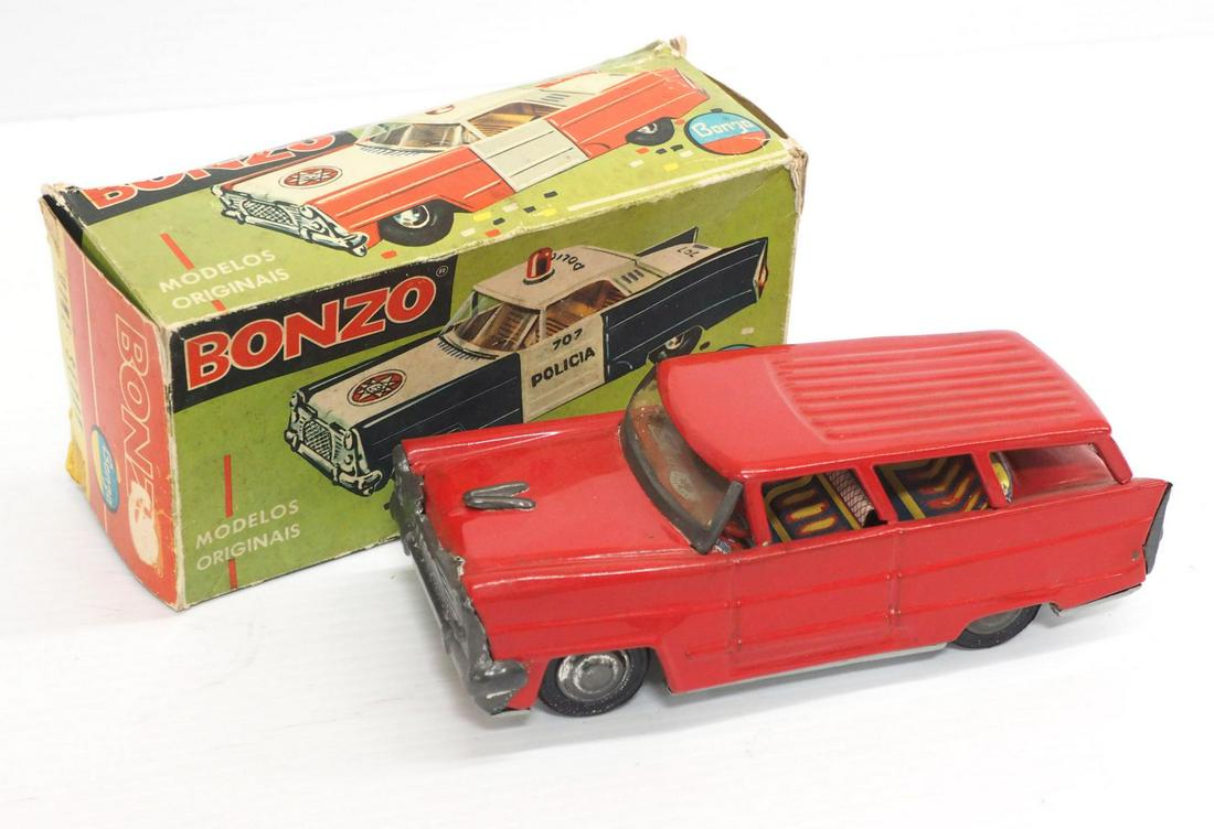 Bonzo Friction Sedan (1 of 4)